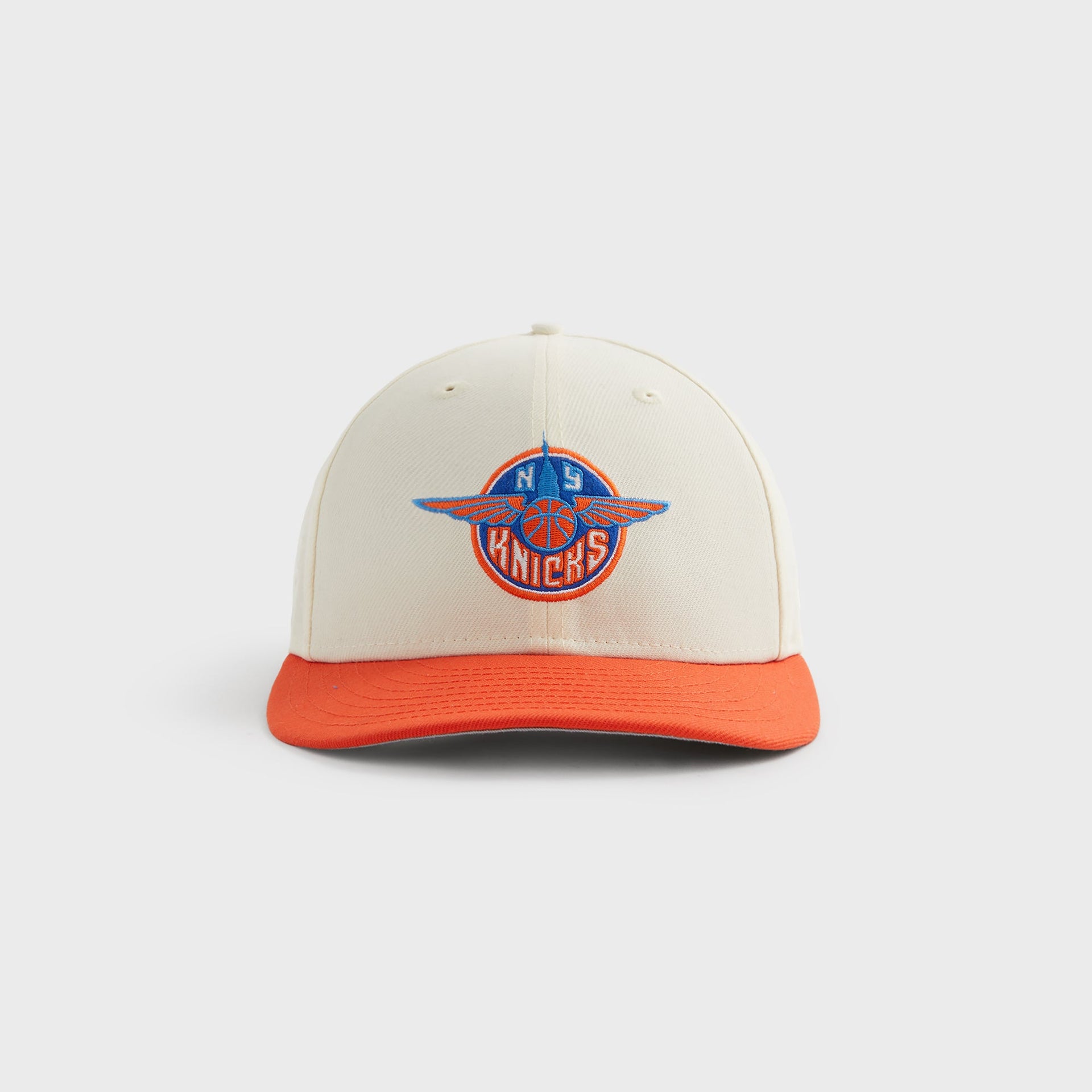 Kith & New Era for the New York Knicks Wings Logo Low Profile 59FIFTY Fitted - Sandrift
